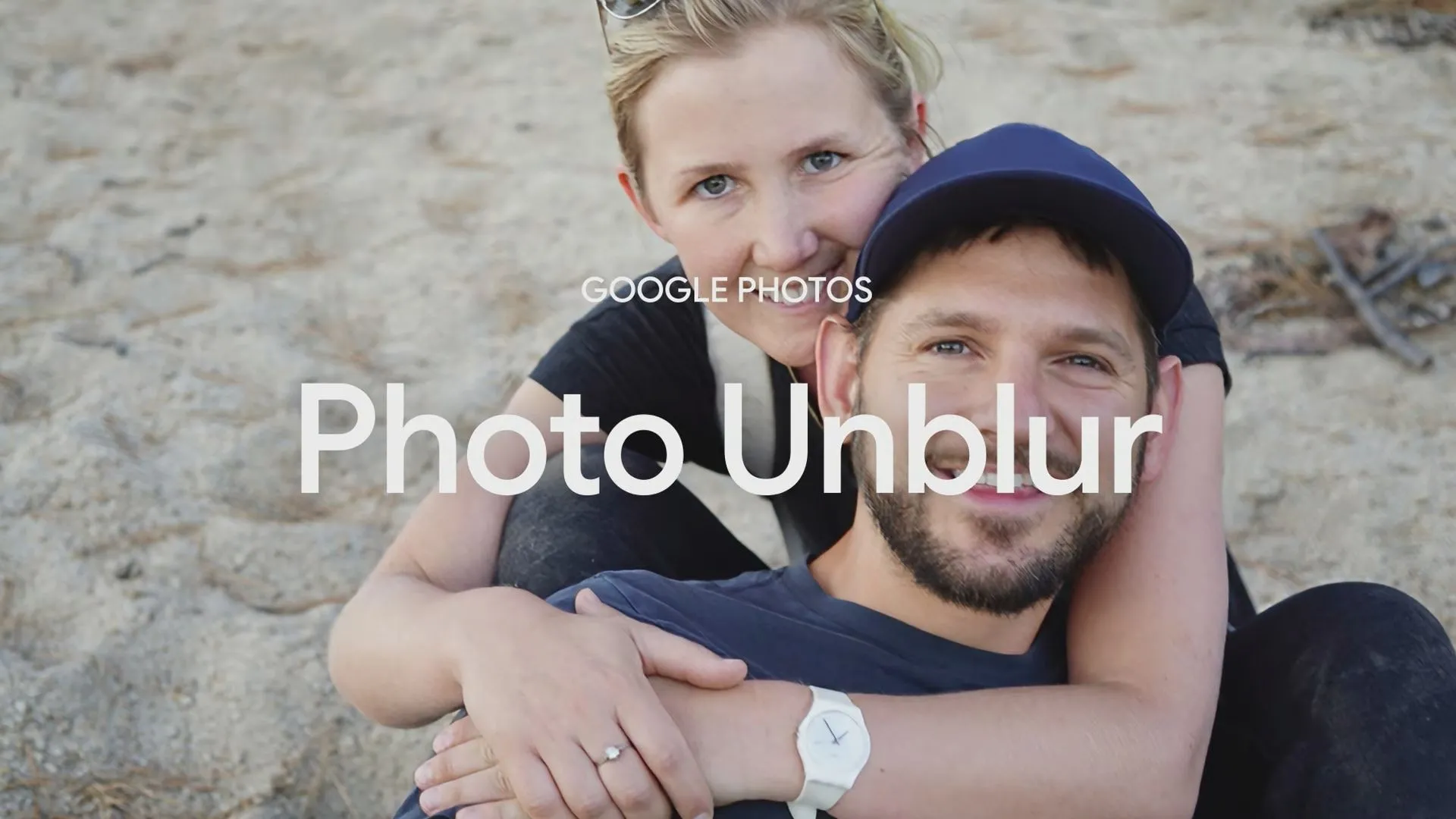 Ảnh minh họa công cụ Photo Unblur trong Google Photos giúp làm nét khuôn mặt bị mờ