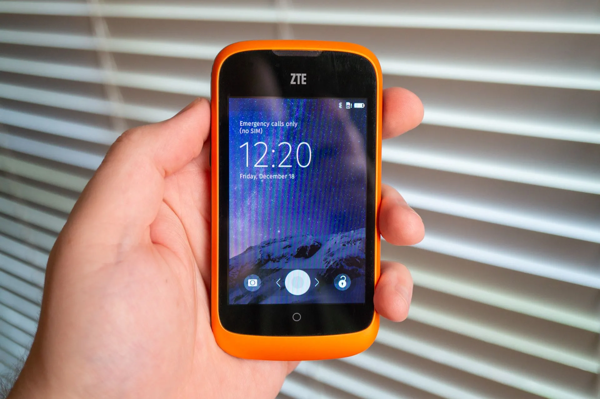 Điện thoại ZTE Open chạy hệ điều hành Firefox OS, một trong những thiết bị phát triển ban đầu.