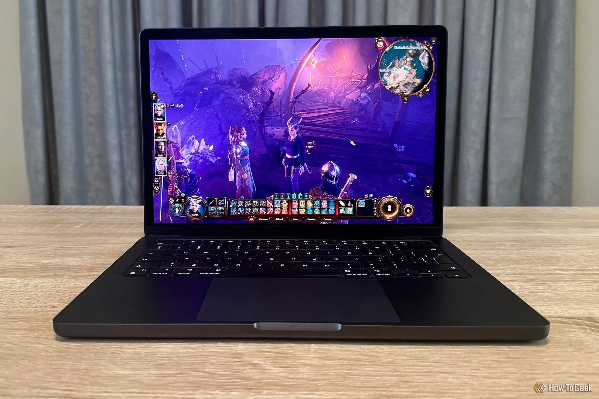 Máy Mac chạy chip Apple Silicon đang chơi game đồ họa cao, cho thấy khả năng gaming của macOS hiện tại.