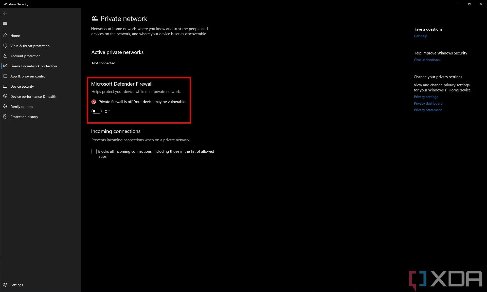 Cài đặt tường lửa Microsoft Defender cho mạng riêng tư, cho thấy tường lửa đã bị vô hiệu hóa.
