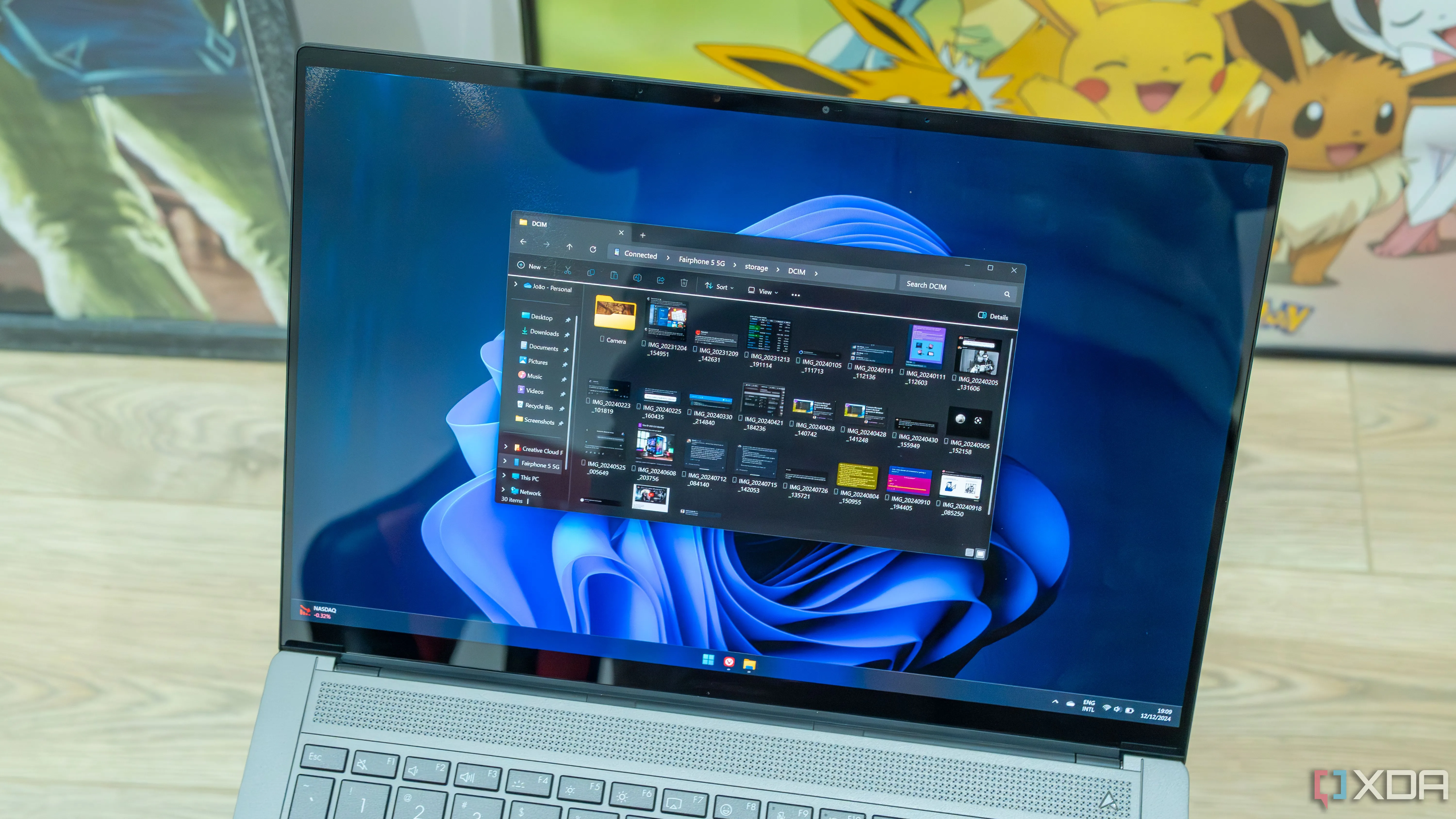 Giao diện File Explorer trên Windows 11 hiển thị tệp từ điện thoại Android đã kết nối