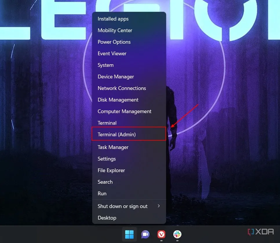 Mở Windows Terminal với quyền quản trị viên từ menu Start trên Windows 11
