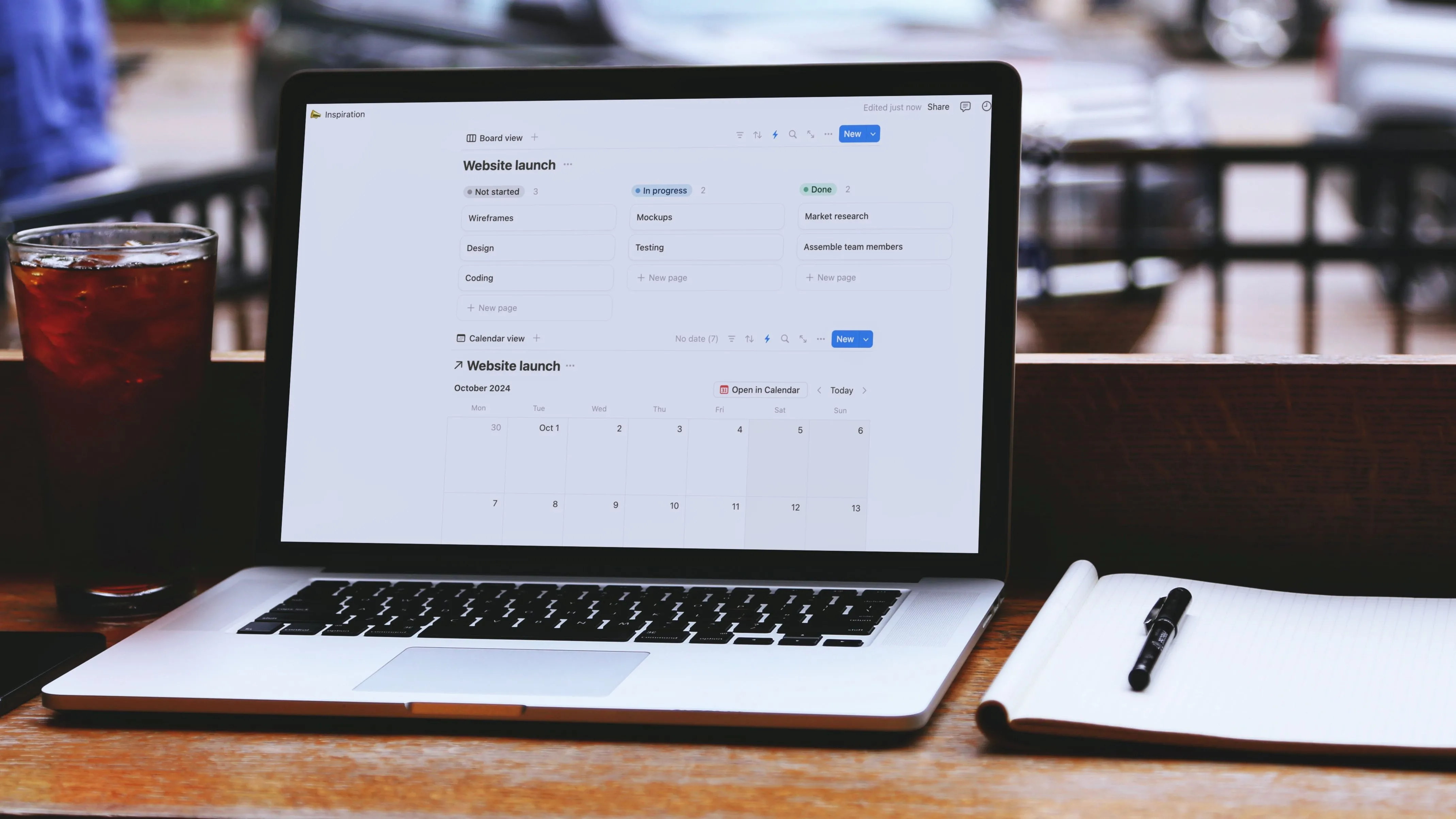 Notion được sử dụng như một công cụ quản lý dự án hiệu quả, với các bảng biểu và lịch trình rõ ràng.