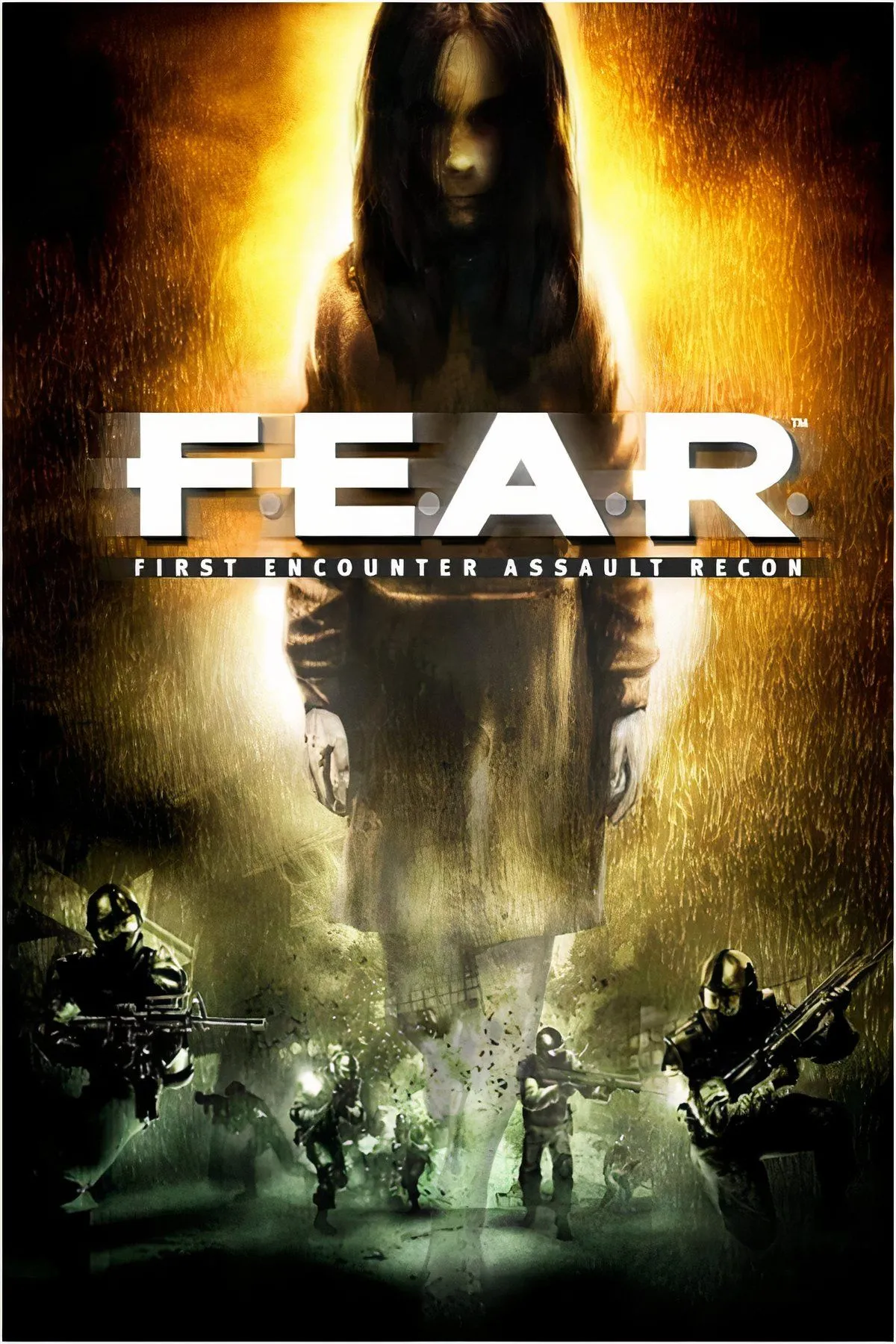 Ảnh collage từ game F.E.A.R., thể hiện yếu tố kinh dị và hành động