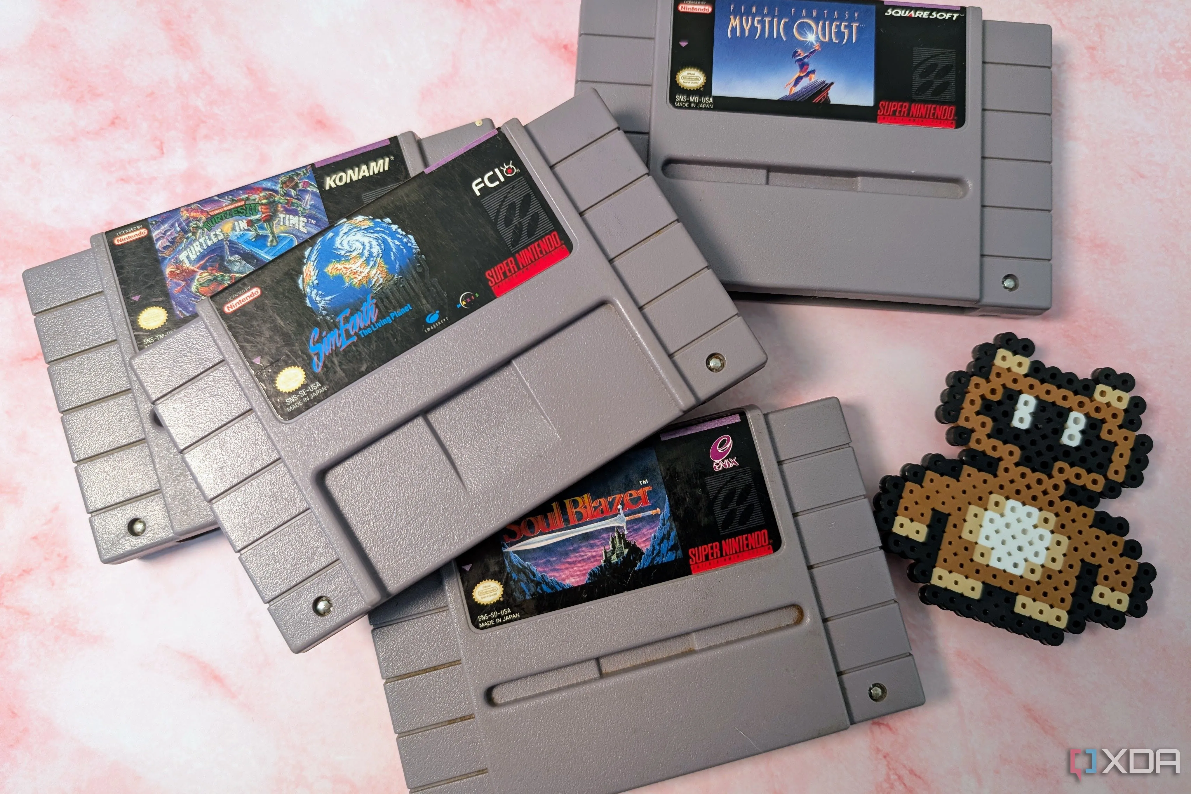 Bộ sưu tập các tựa game kinh điển trên Super Nintendo như SimEarth và Turtles in Time, gợi nhớ những game DOS có giá trị lịch sử