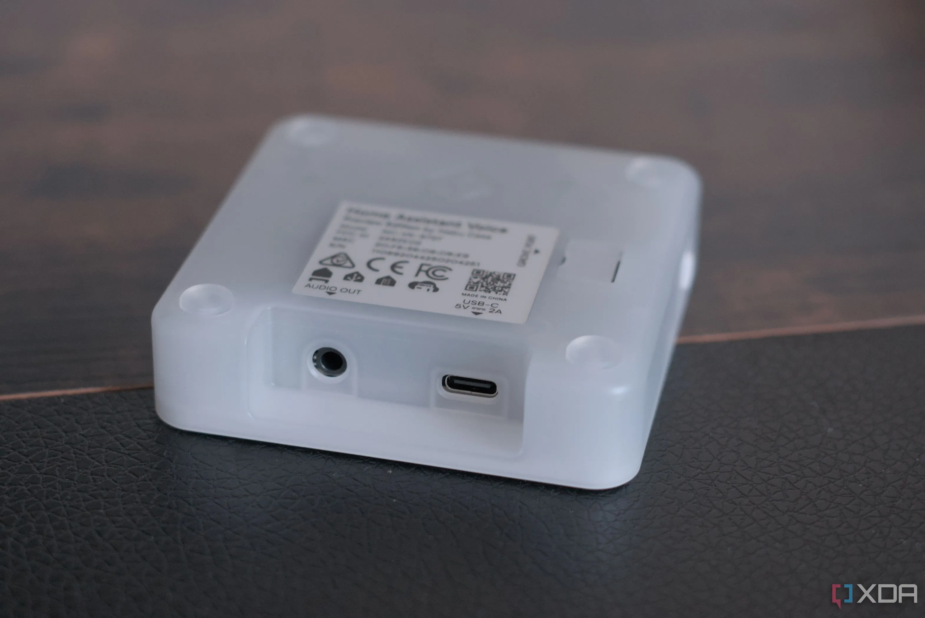 Các cổng kết nối trên thiết bị Home Assistant Voice PE, nhấn mạnh tầm quan trọng của việc lựa chọn đúng module Bluetooth tương thích cho hệ thống.