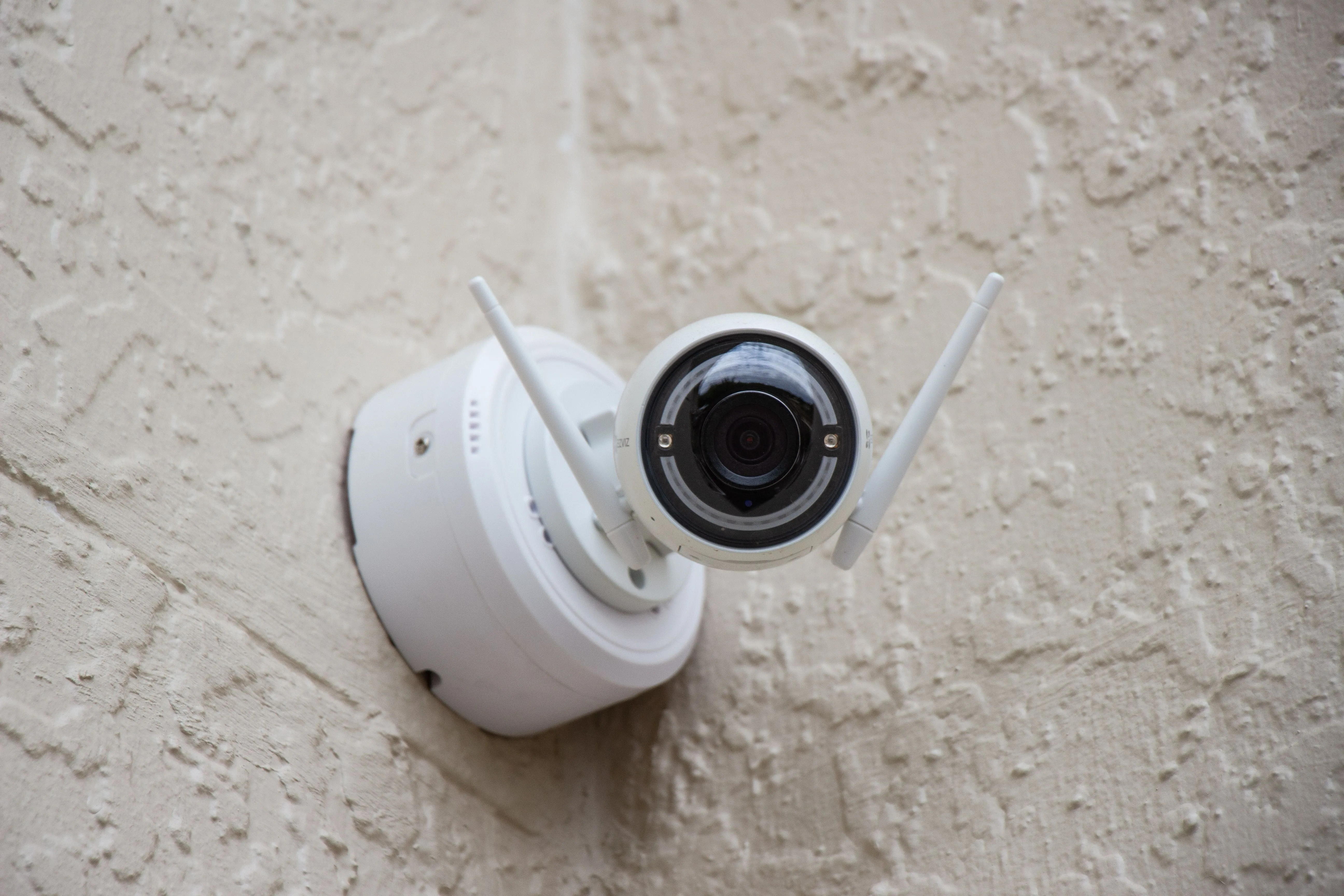Camera an ninh không dây với ăng-ten, giám sát từ xa qua Port Forwarding
