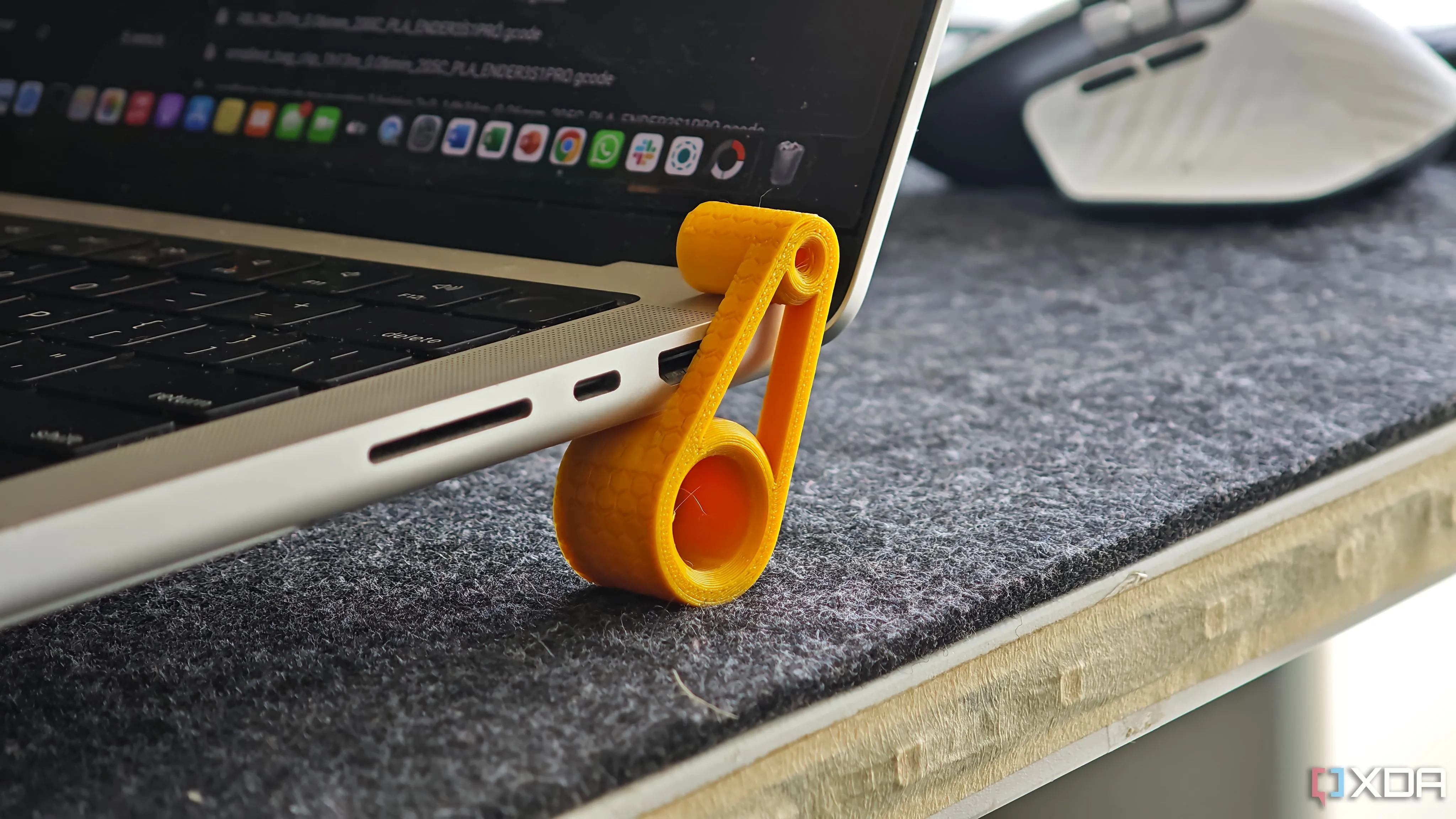 Chân kê laptop công thái học in 3D, nâng cao phần sau laptop giúp giảm căng thẳng cổ tay