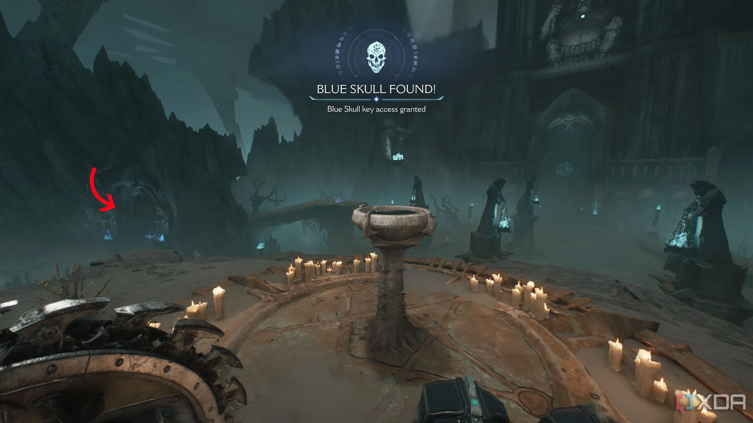 Cổng khóa màu xanh ở xa sau khi thu thập chìa khóa đầu lâu xanh trong Chapter 19 Doom: The Dark Ages