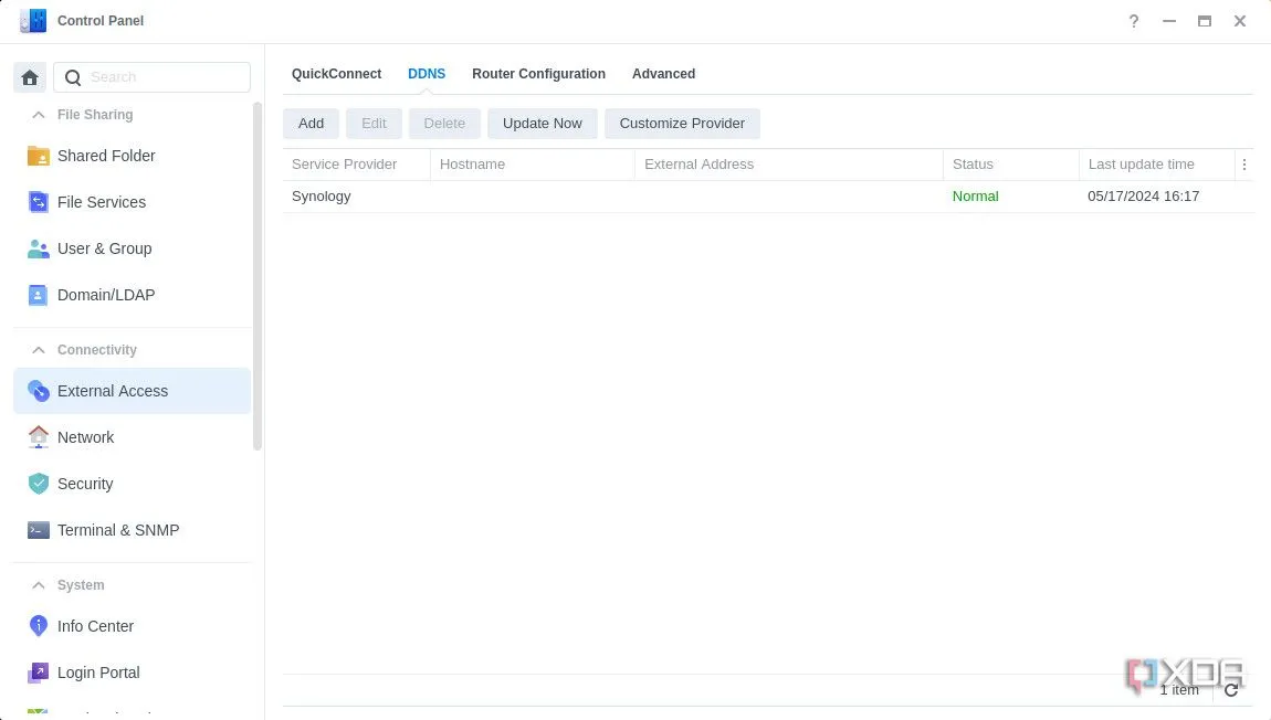 Danh sách cấu hình DDNS (Dynamic DNS) trong Control Panel của Synology DSM 7, hiển thị trạng thái kết nối