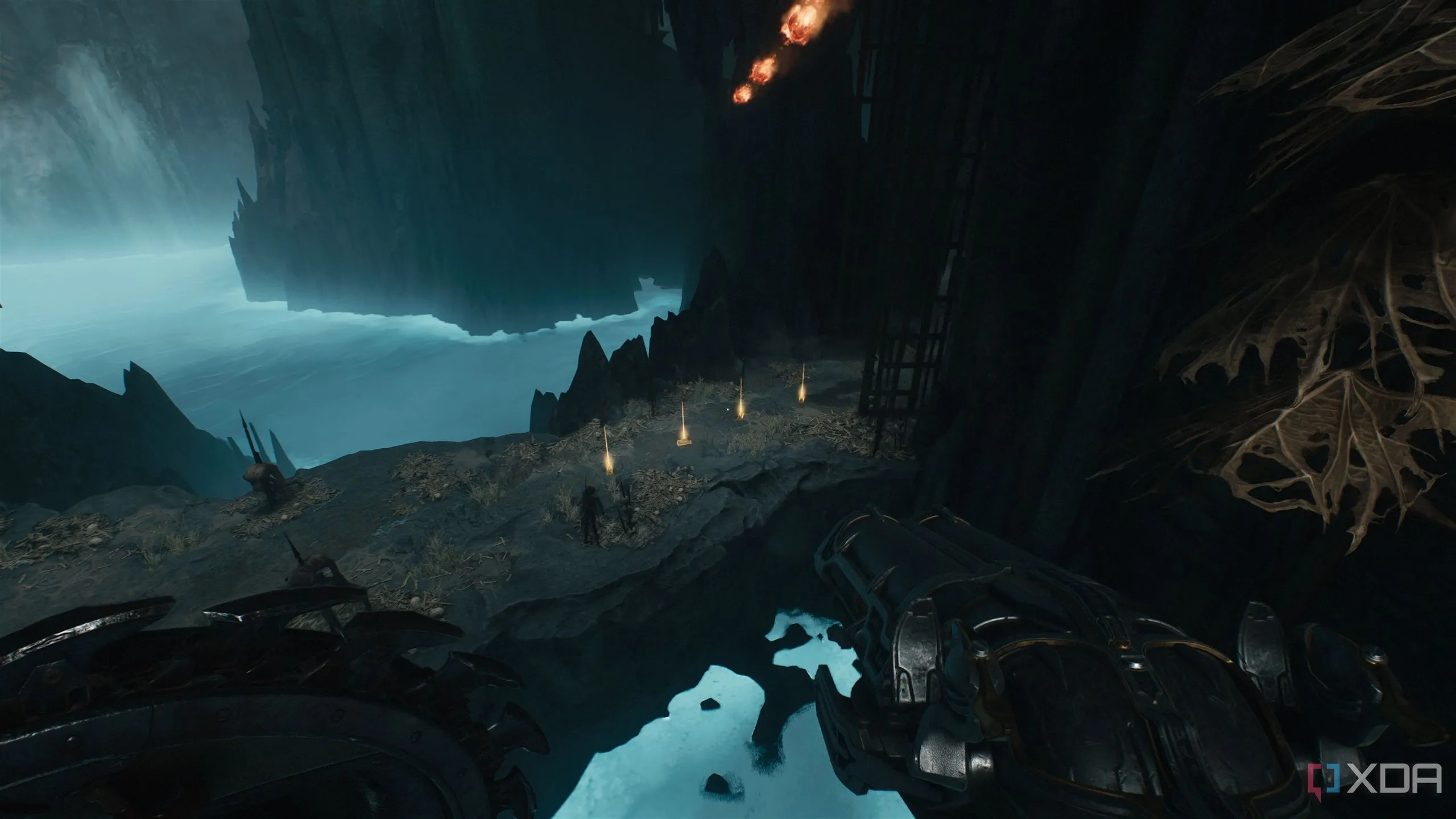 Dấu vết thỏi vàng dưới thấp theo hướng đạn lửa trong Chapter 19 Doom: The Dark Ages