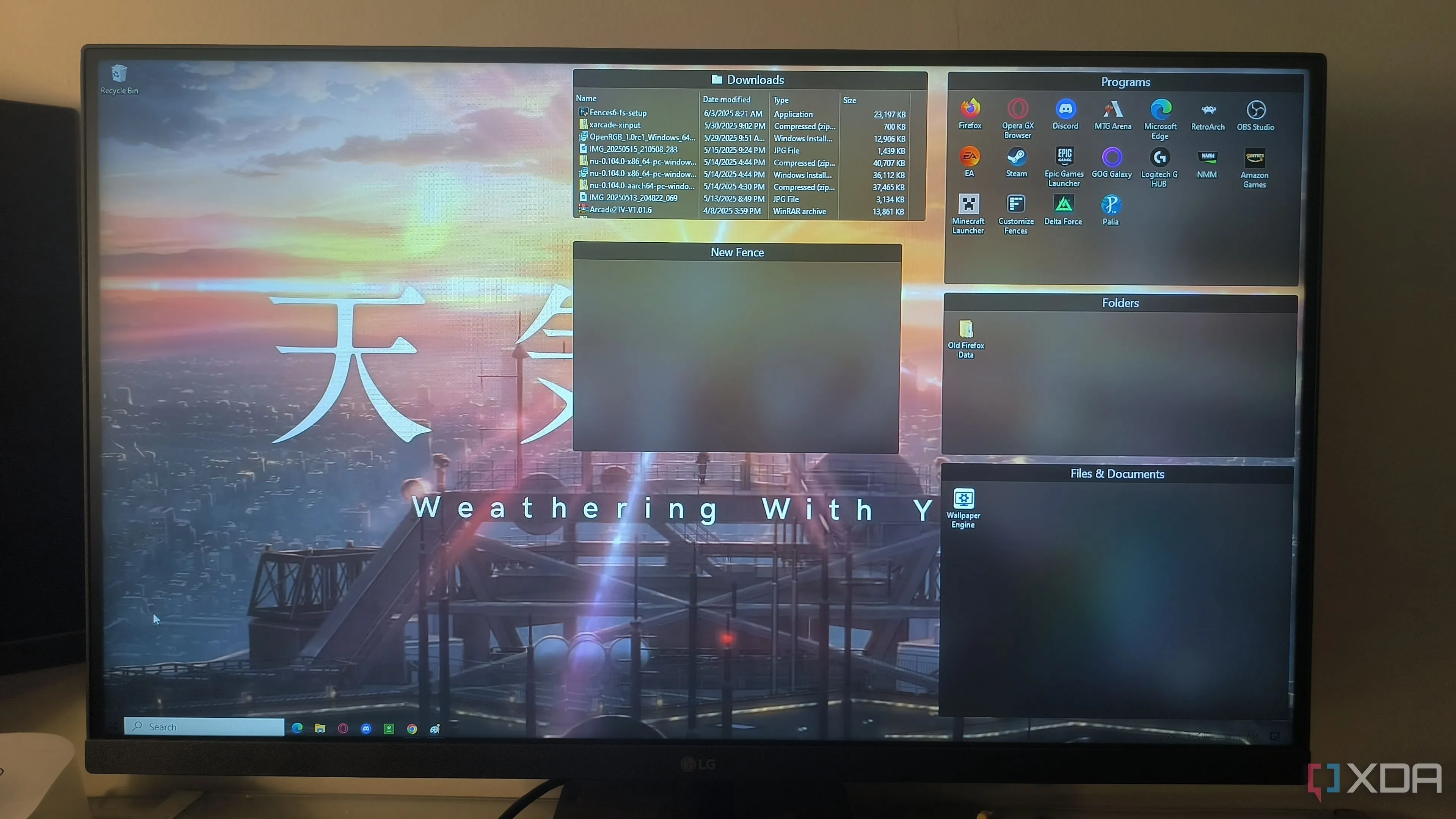 Giao diện desktop tùy biến với các biểu tượng gọn gàng và widget