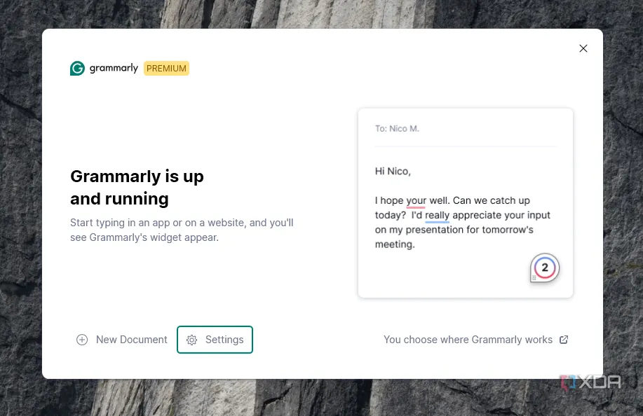 Giao diện Grammarly Premium đang hoạt động trên hệ điều hành Windows, kiểm tra lỗi ngữ pháp.