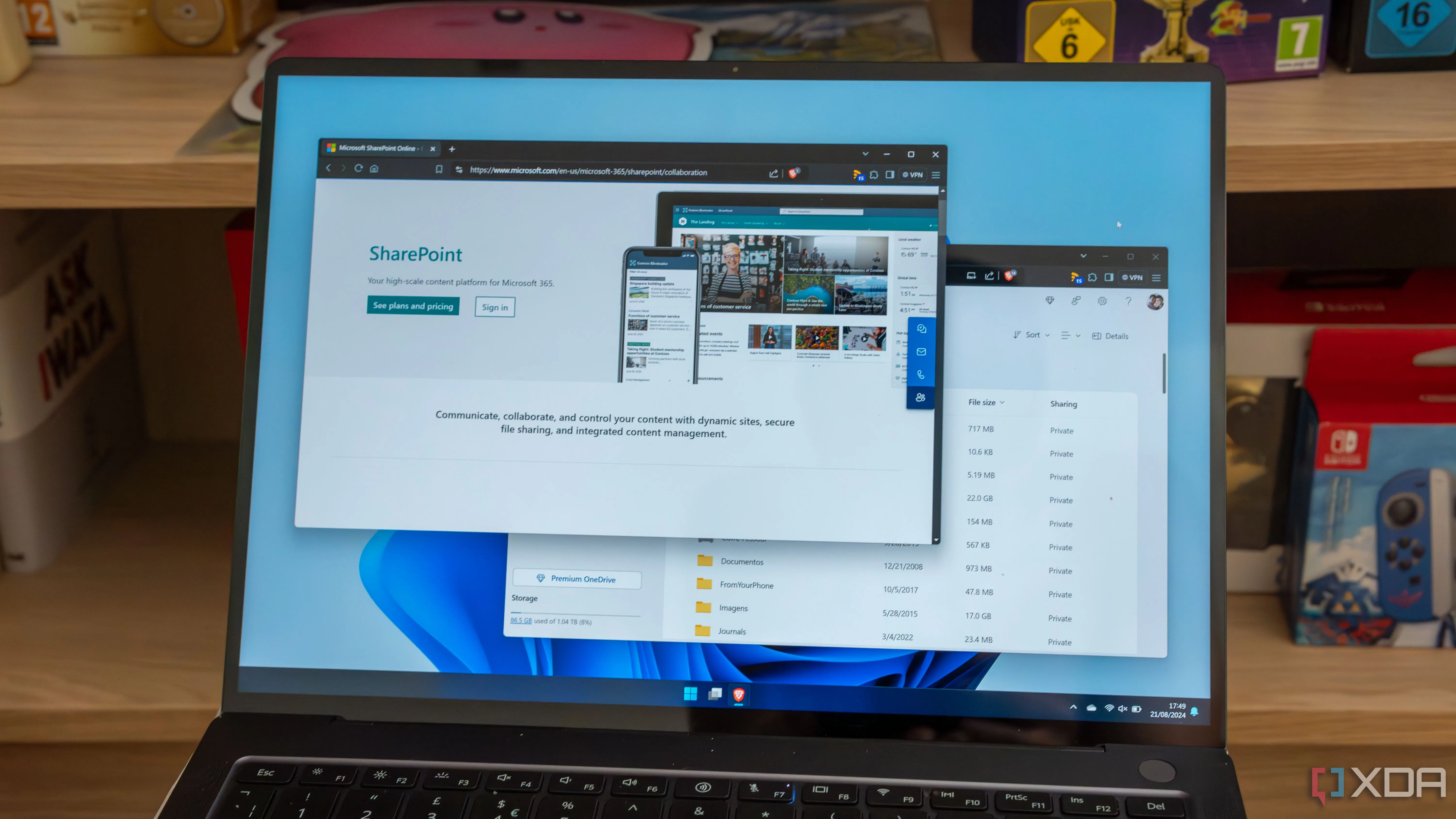 Giao diện OneDrive hiển thị các tệp tin trên laptop Windows 11, minh họa việc sao lưu và làm việc với tài liệu trên đám mây.