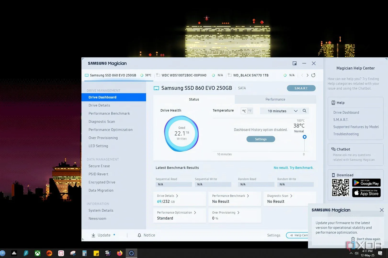 Giao diện phần mềm Samsung Magician trên Windows 10, hiển thị tùy chọn cập nhật firmware SSD để khắc phục lỗi