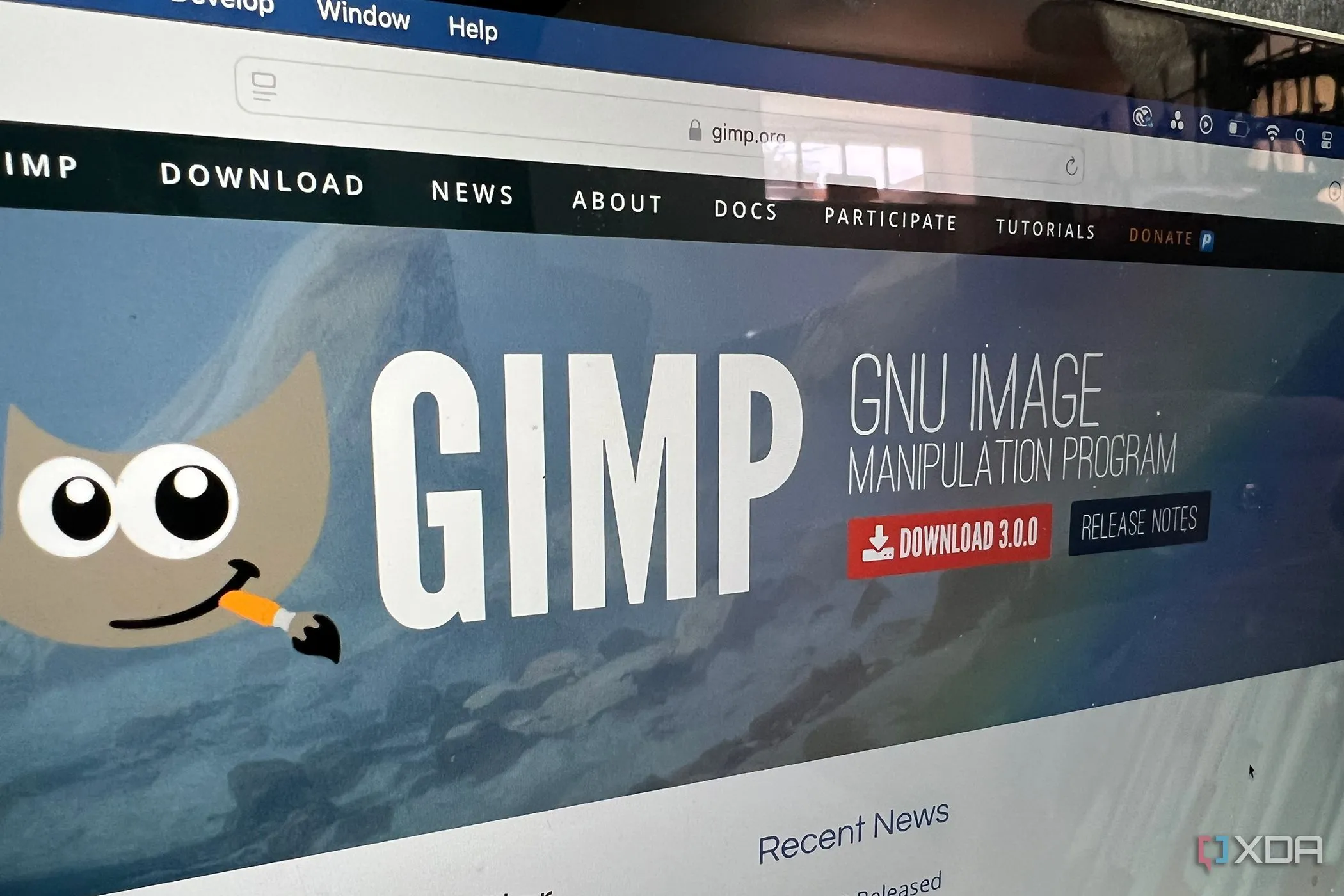 Giao diện trang tải xuống GIMP trên MacBook, một trong những đối thủ cạnh tranh của Photopea trong lĩnh vực chỉnh sửa ảnh miễn phí