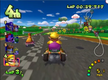 Hai nhân vật trong Mario Kart: Double Dash đang thực hiện cú trượt tấn công trên đường đua, minh họa lối chơi co-op độc đáo