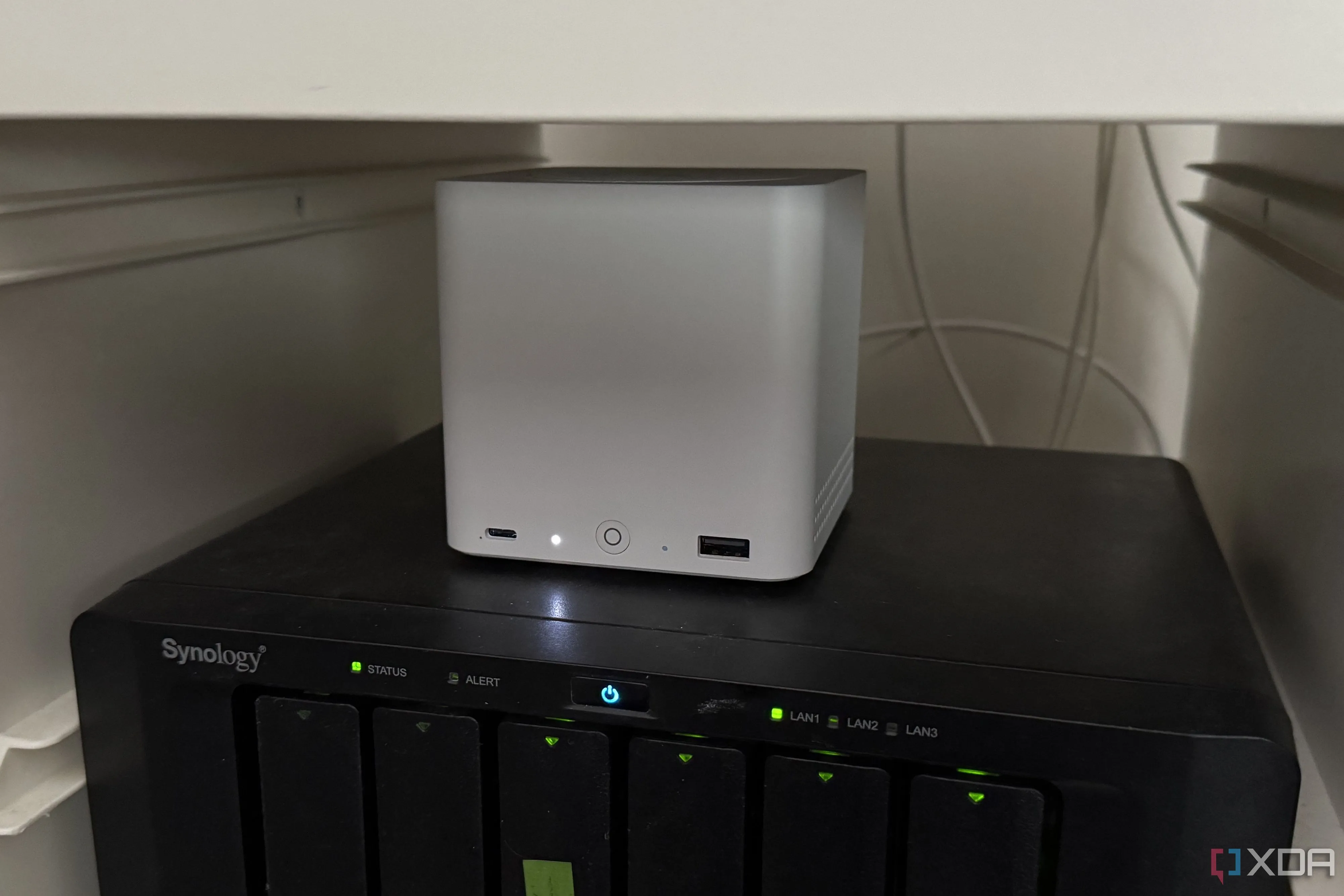 Hệ thống Beelink ME mini được thiết lập làm NAS và router OPNsense cho home lab