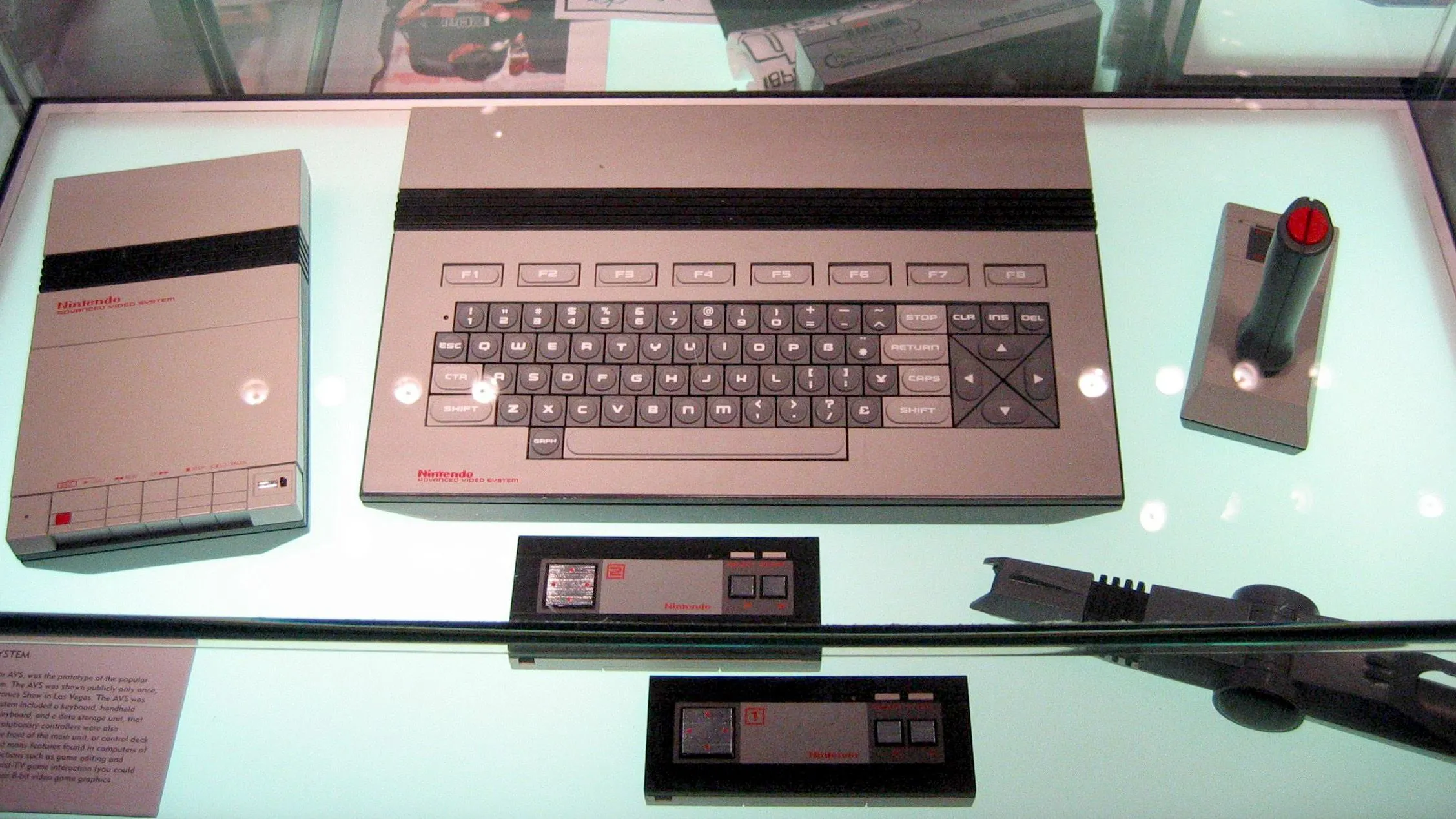 Hệ thống Video Nâng cao Nintendo (AVS) nguyên mẫu