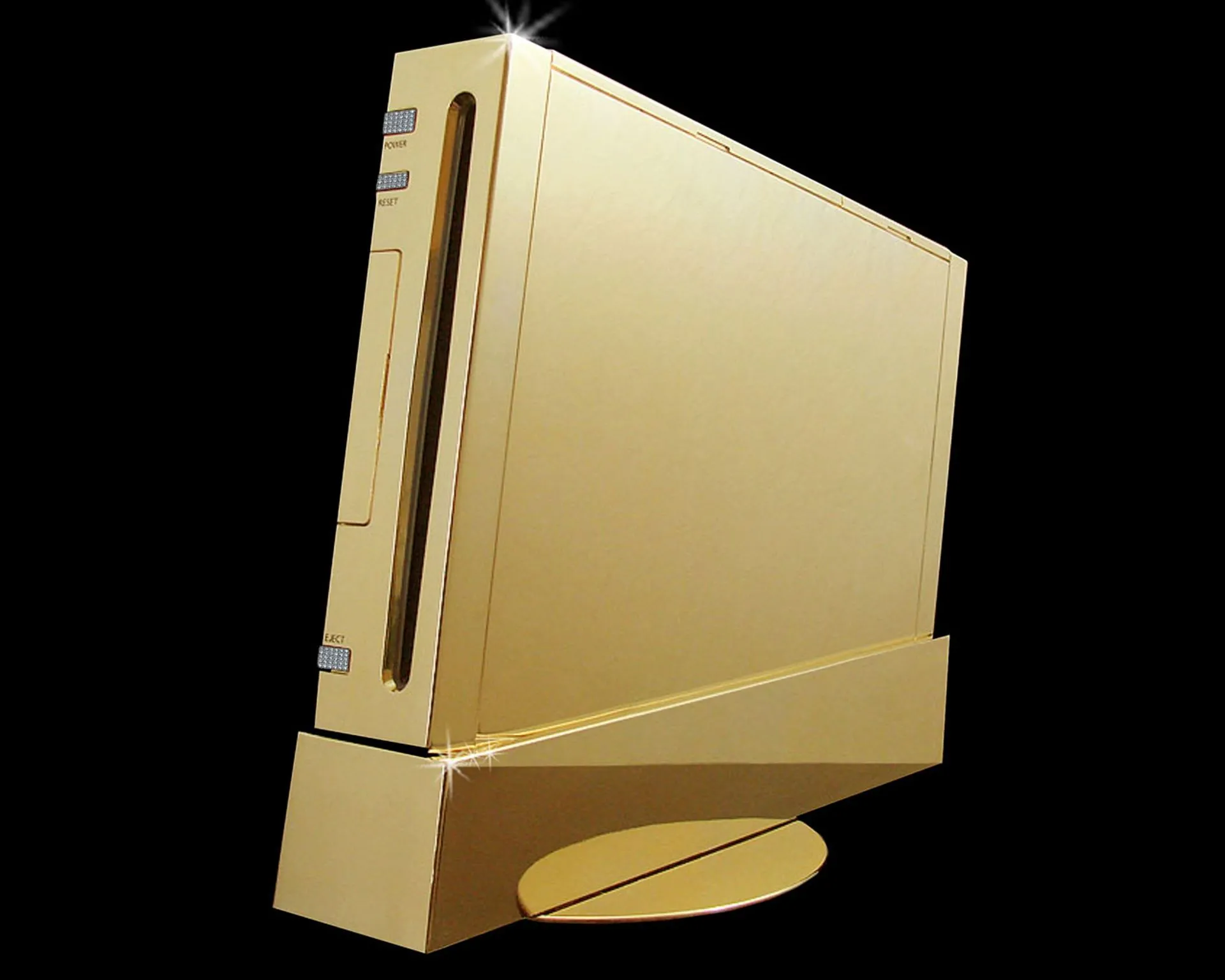 Hình ảnh cận cảnh máy chơi game Nintendo Wii Supreme bằng vàng 22K và kim cương, phiên bản console đắt nhất thế giới