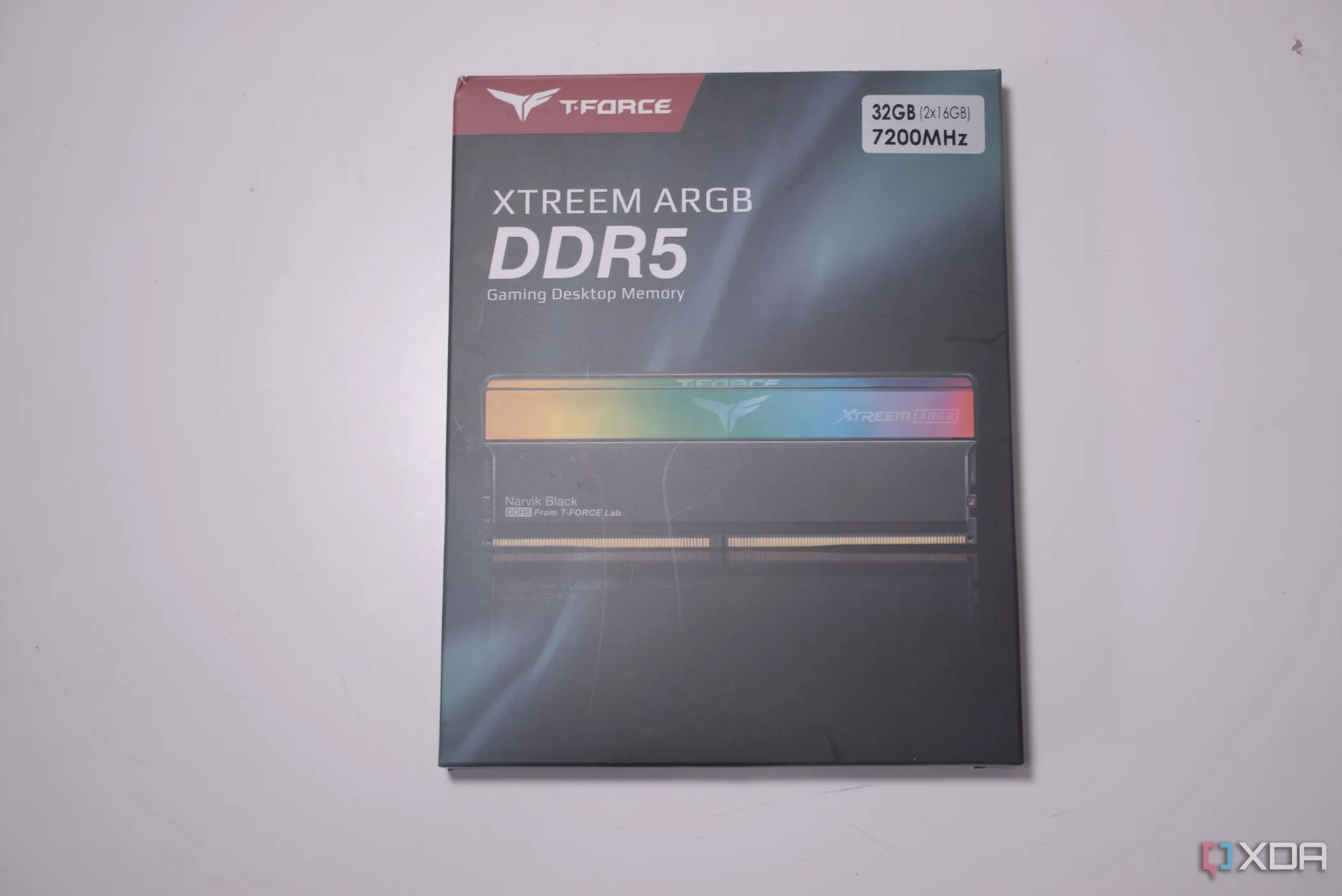Hộp kit RAM DDR5 TeamGroup T-FORCE XTREEM ARGB dung lượng lớn 32GB dành cho game thủ