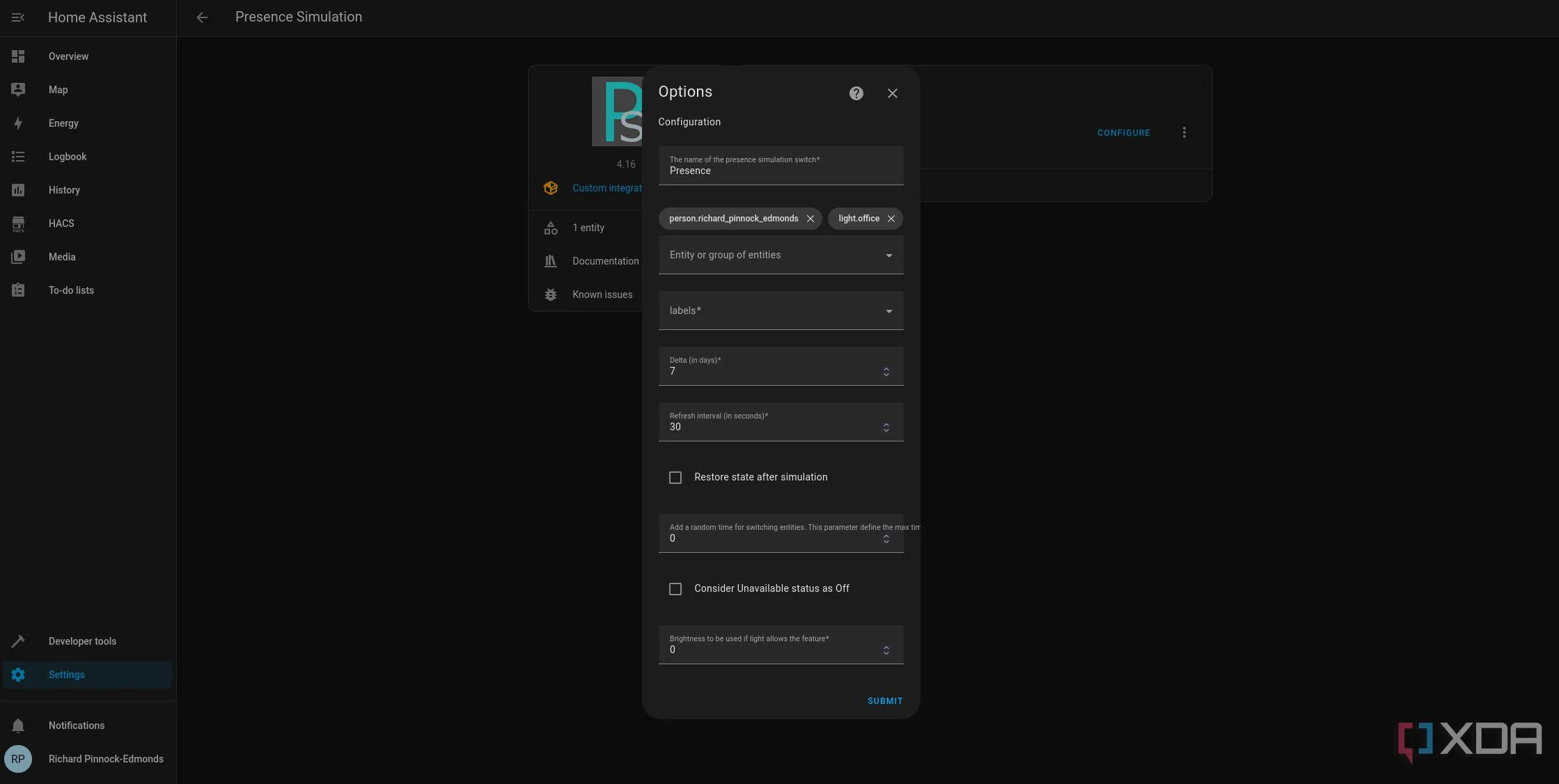 Màn hình cấu hình Home Assistant cho tích hợp Presence Simulation, giúp mô phỏng hoạt động trong nhà để tăng cường an ninh khi vắng mặt.