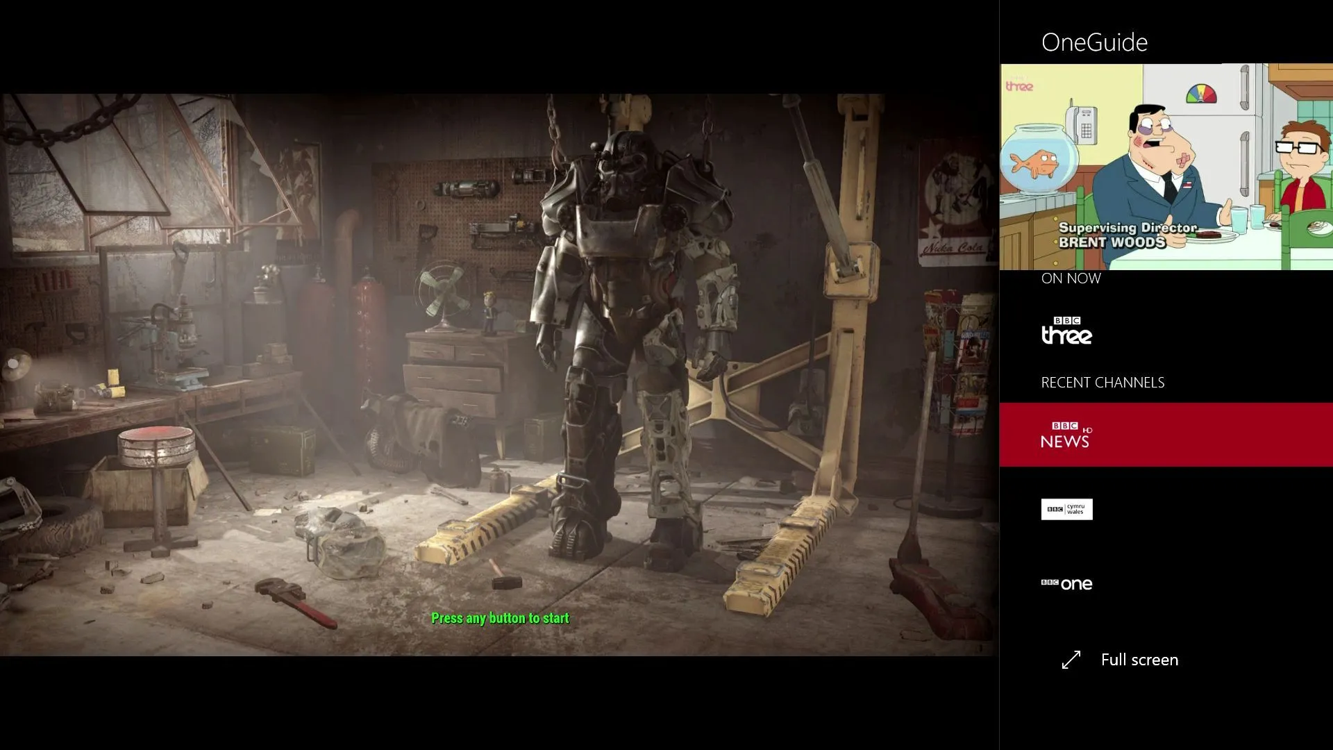 Màn hình console Xbox One hiển thị tính năng Snap, chia đôi giữa game Fallout 4 và chương trình American Dad, gợi nhớ về một tính năng đa nhiệm hữu ích.