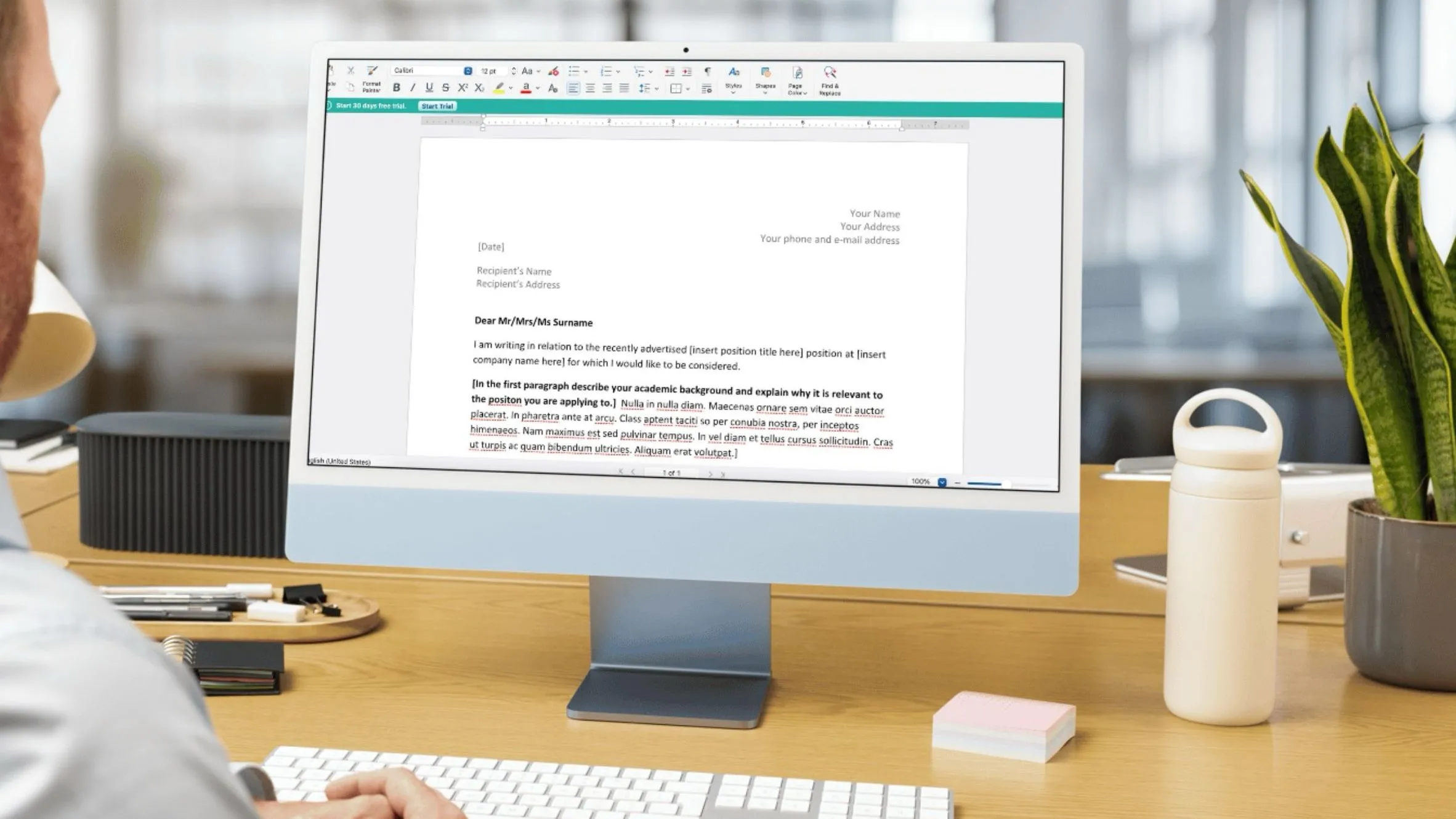 Màn hình hiển thị giao diện MobiOffice đang chạy, một ứng dụng văn phòng thay thế Microsoft Office