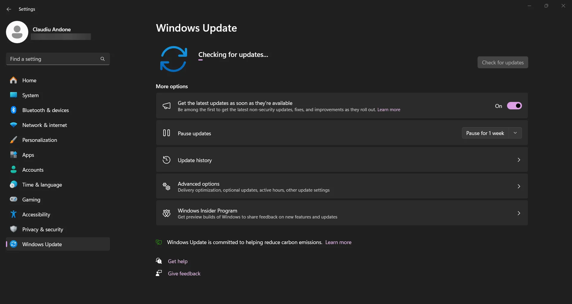 Màn hình kiểm tra và cài đặt cập nhật Windows 11