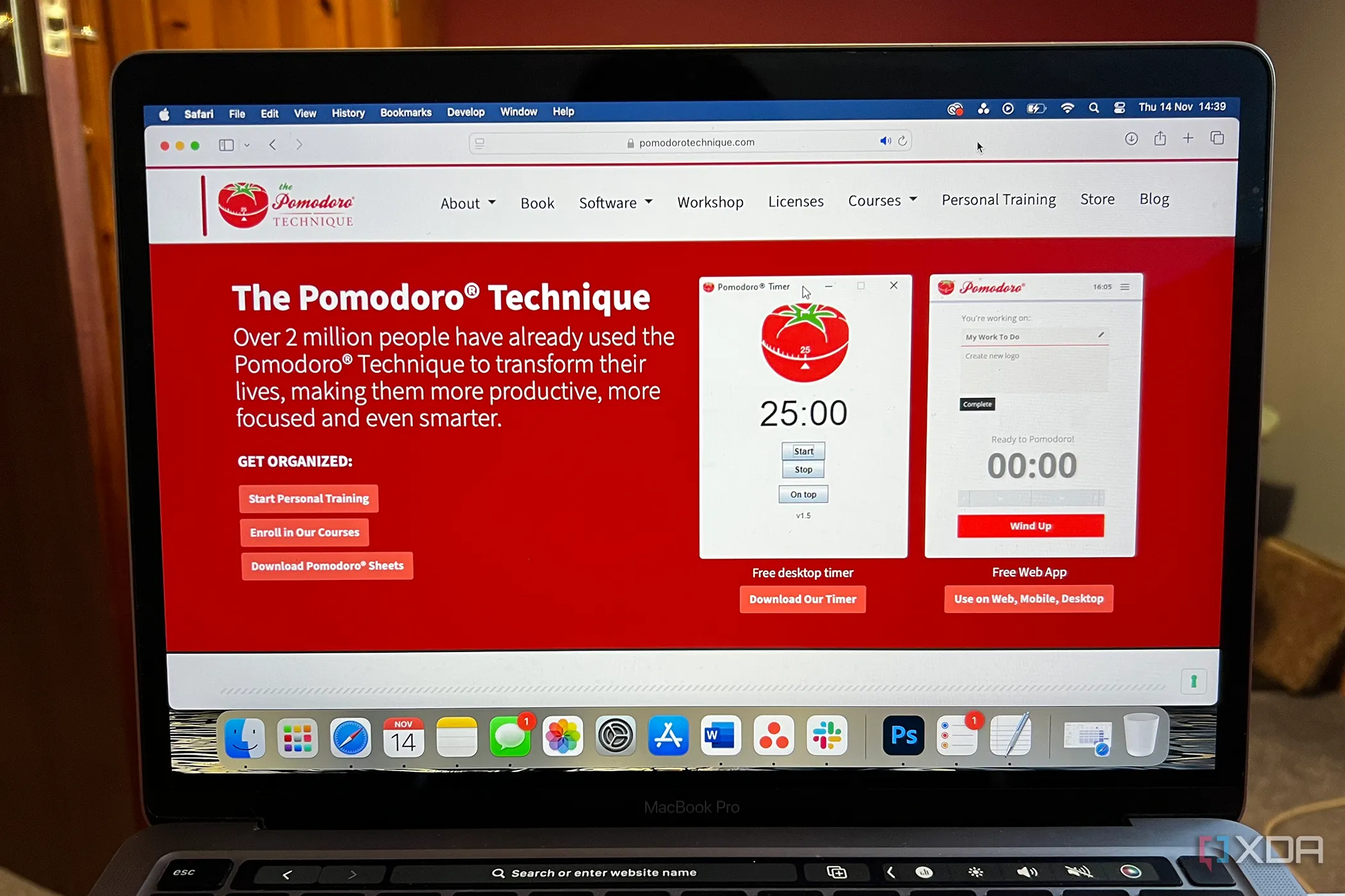 Minh họa kỹ thuật Pomodoro với đồng hồ hẹn giờ và các khoảng thời gian làm việc, nghỉ ngơi được chia rõ ràng