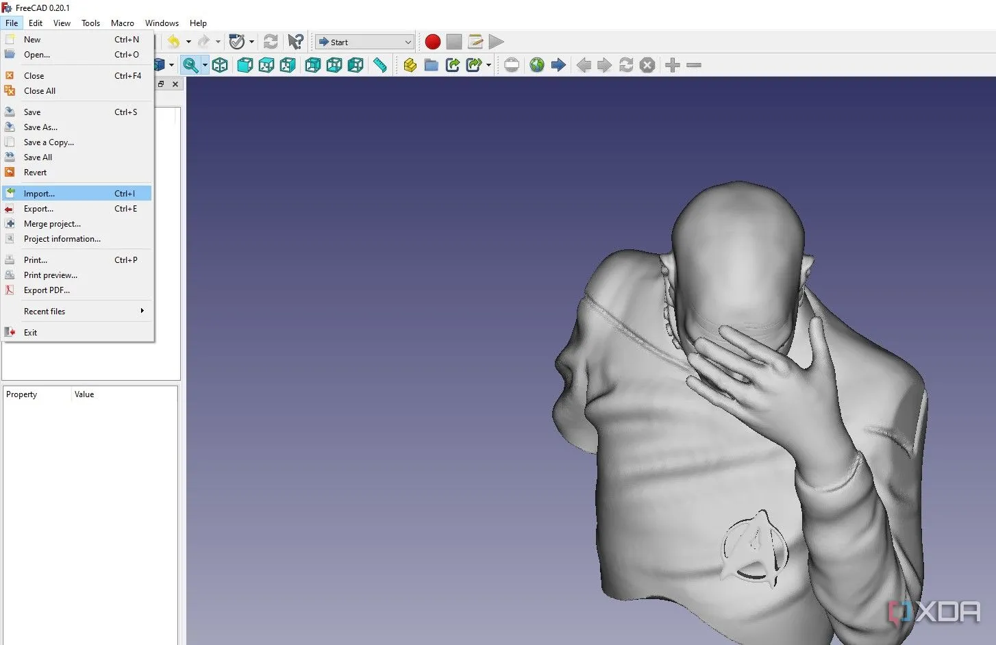 Mô hình 3D đang được chỉnh sửa trong giao diện phần mềm FreeCAD, thể hiện khả năng thiết kế tham số.