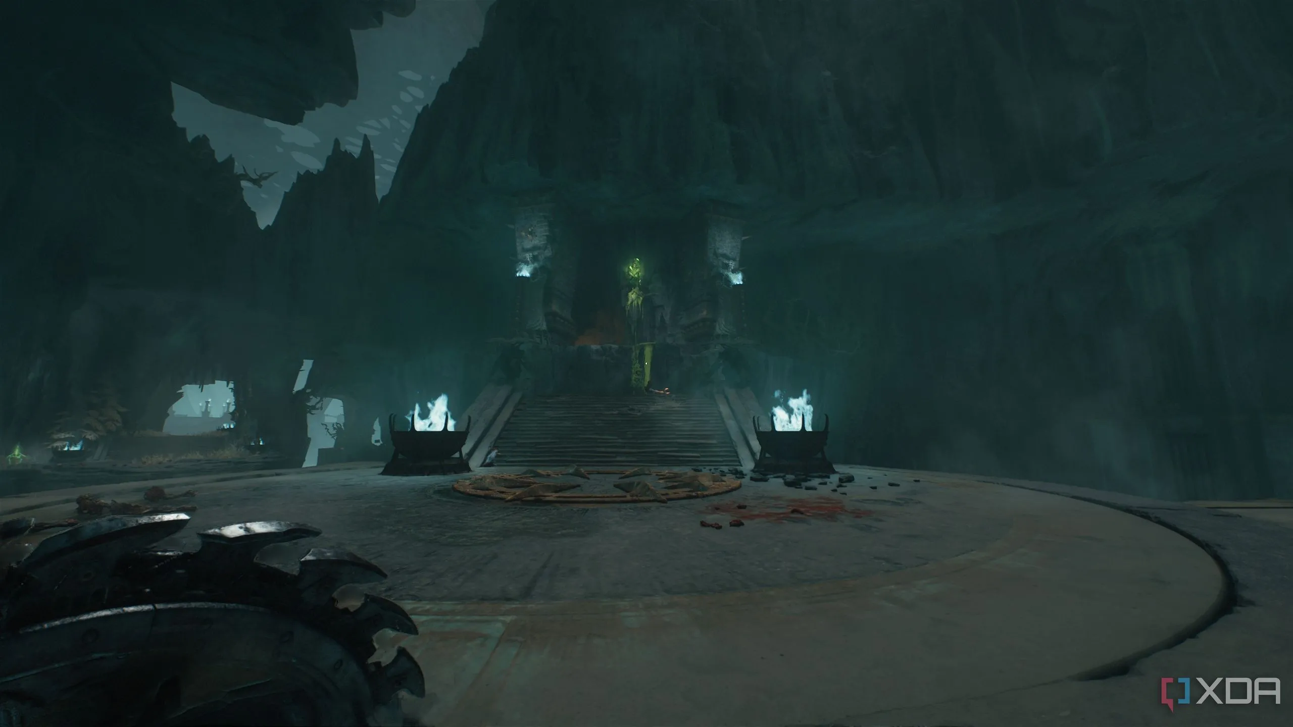 Nền tảng tròn trung tâm với nút thịt xanh trên cao trong Chapter 19 Doom: The Dark Ages