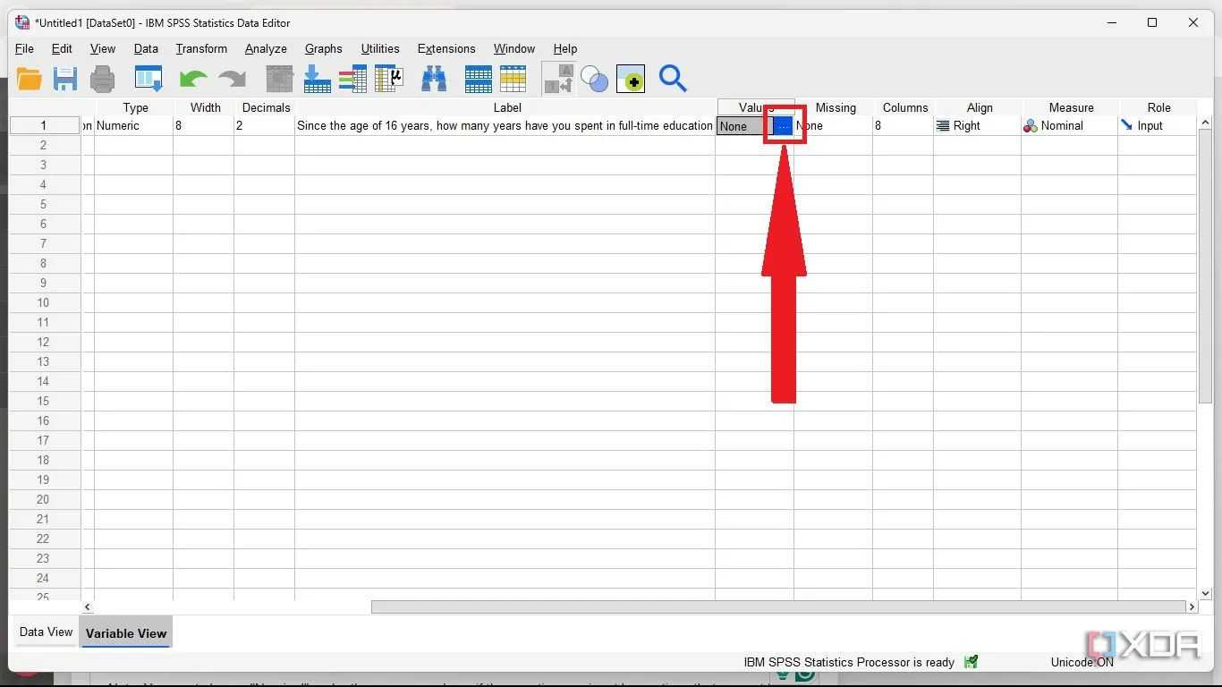 Nhấp vào biểu tượng ba chấm để gán giá trị và nhãn cho các lựa chọn trả lời trong SPSS