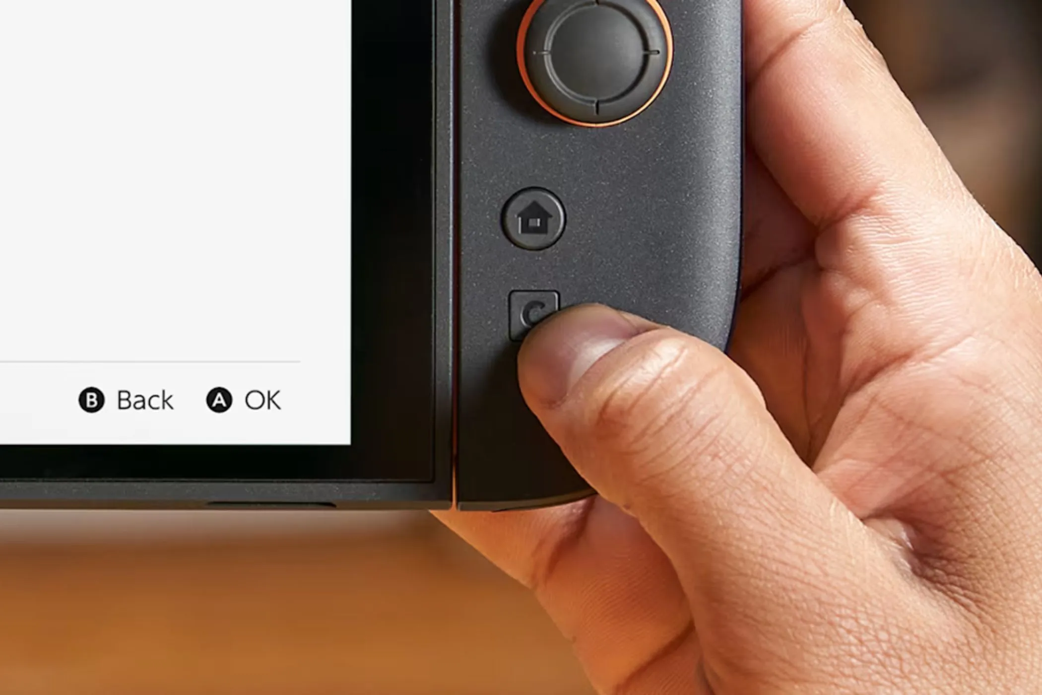 Nút C trên Nintendo Switch 2, được sử dụng để kích hoạt tính năng Game Chat mới dành cho thành viên Nintendo Switch Online