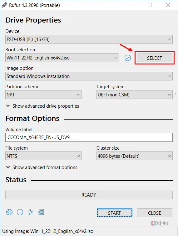 Nút &quot;SELECT&quot; được tô sáng trong Rufus để chọn tệp ISO Windows 11