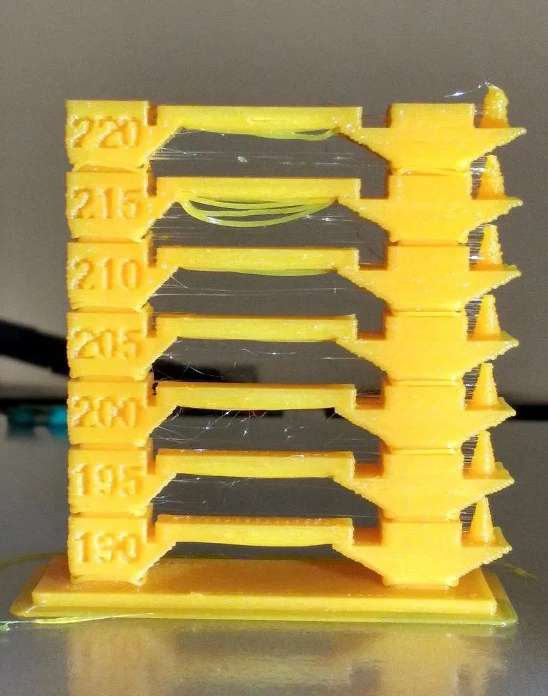 Tháp nhiệt độ giúp tối ưu cài đặt nhiệt độ đầu phun cho filament