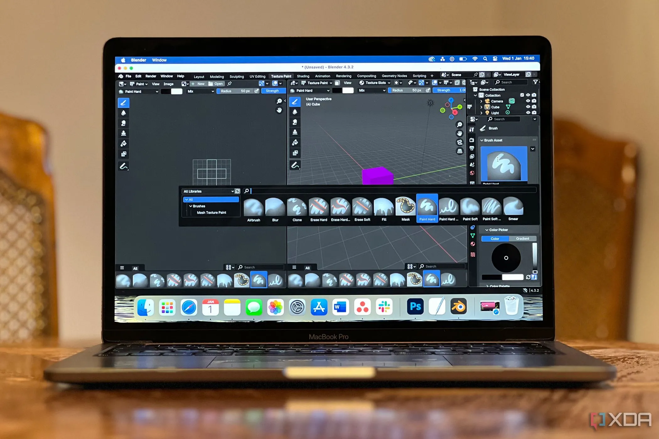 Thư viện tài nguyên 3D cho Blender đang được xem trên MacBook
