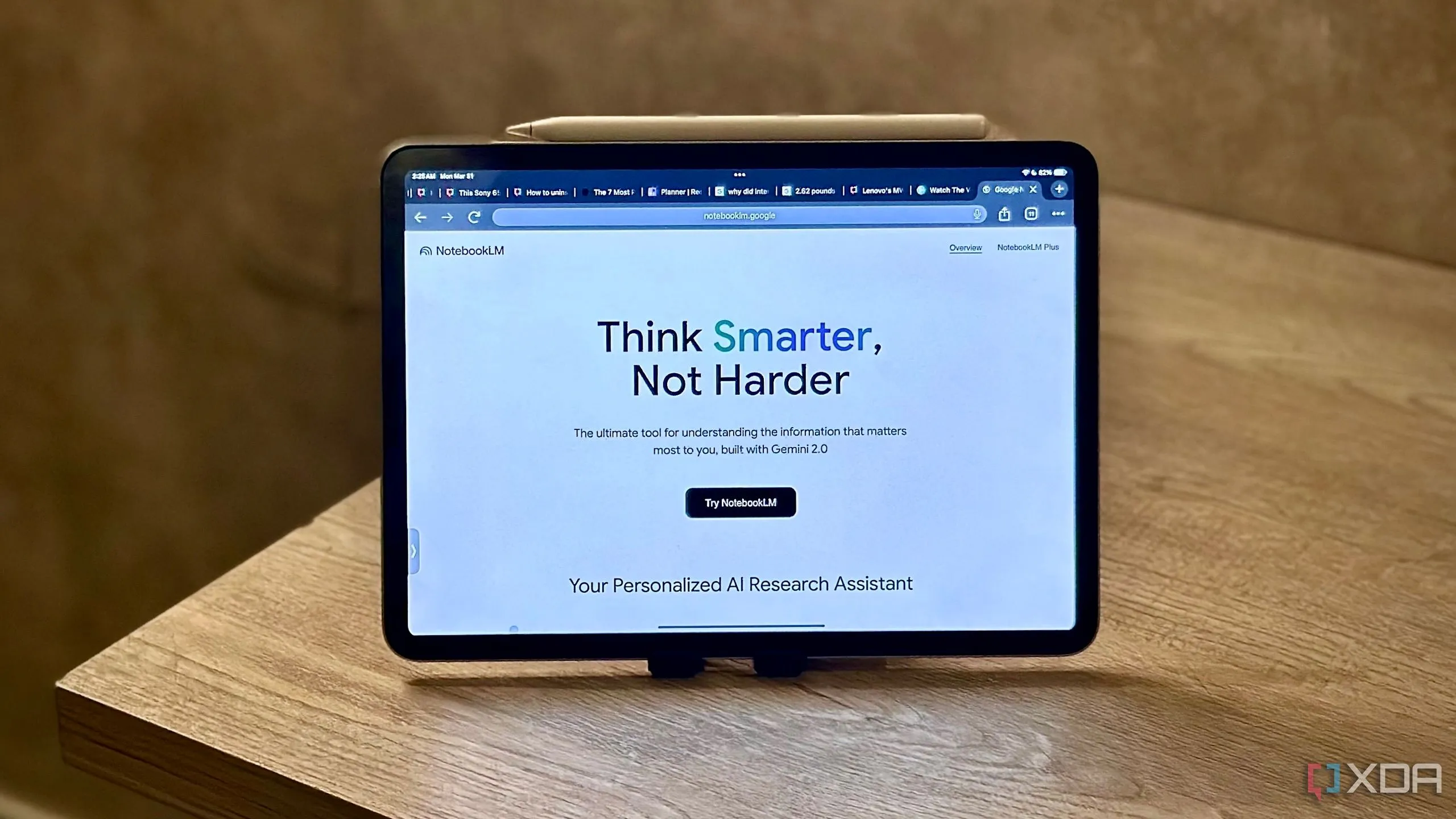 Trang đăng ký Google NotebookLM hiển thị trên iPad