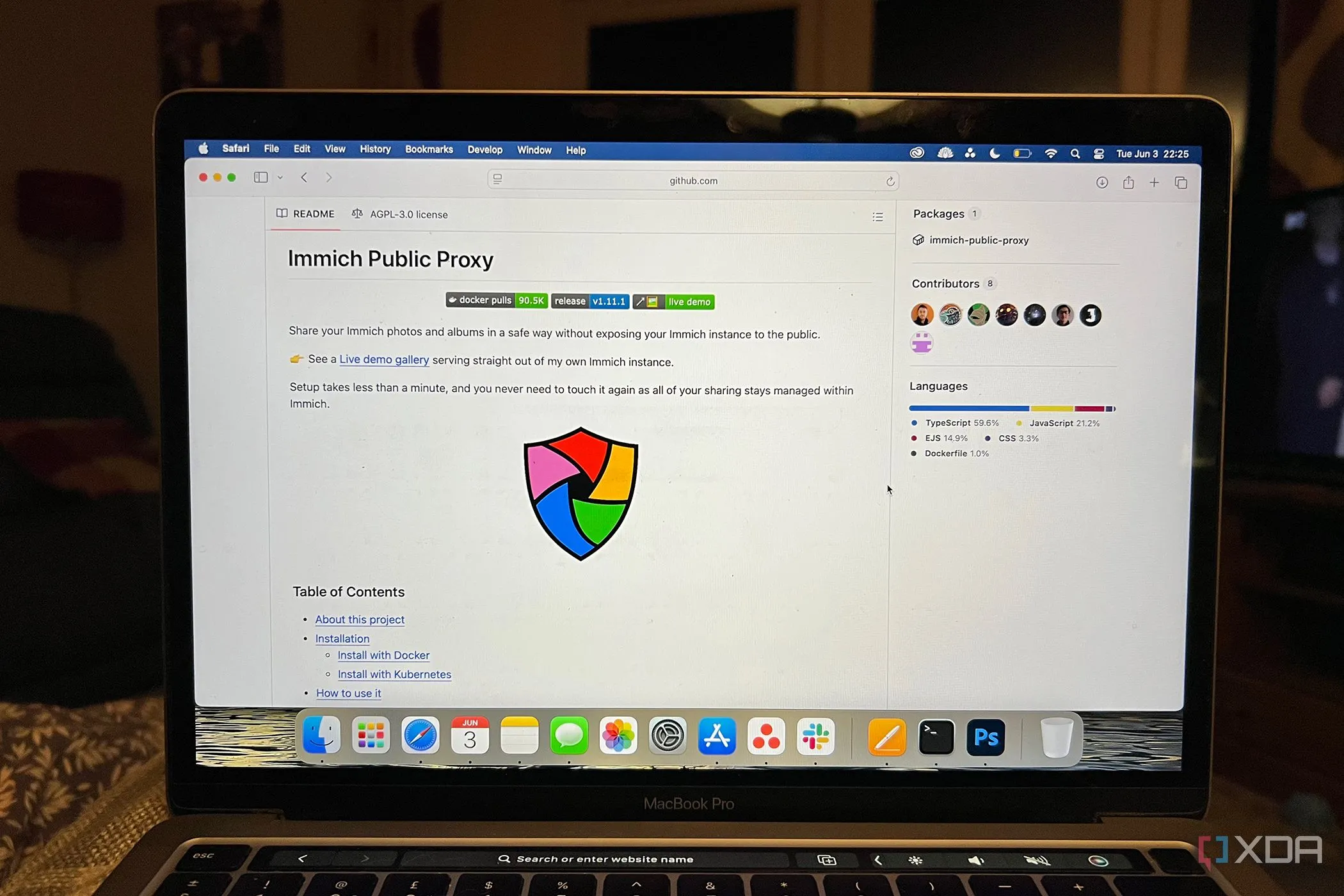 Trang GitHub của dự án Immich Public Proxy, cung cấp giải pháp chia sẻ ảnh Immich an toàn và bảo mật