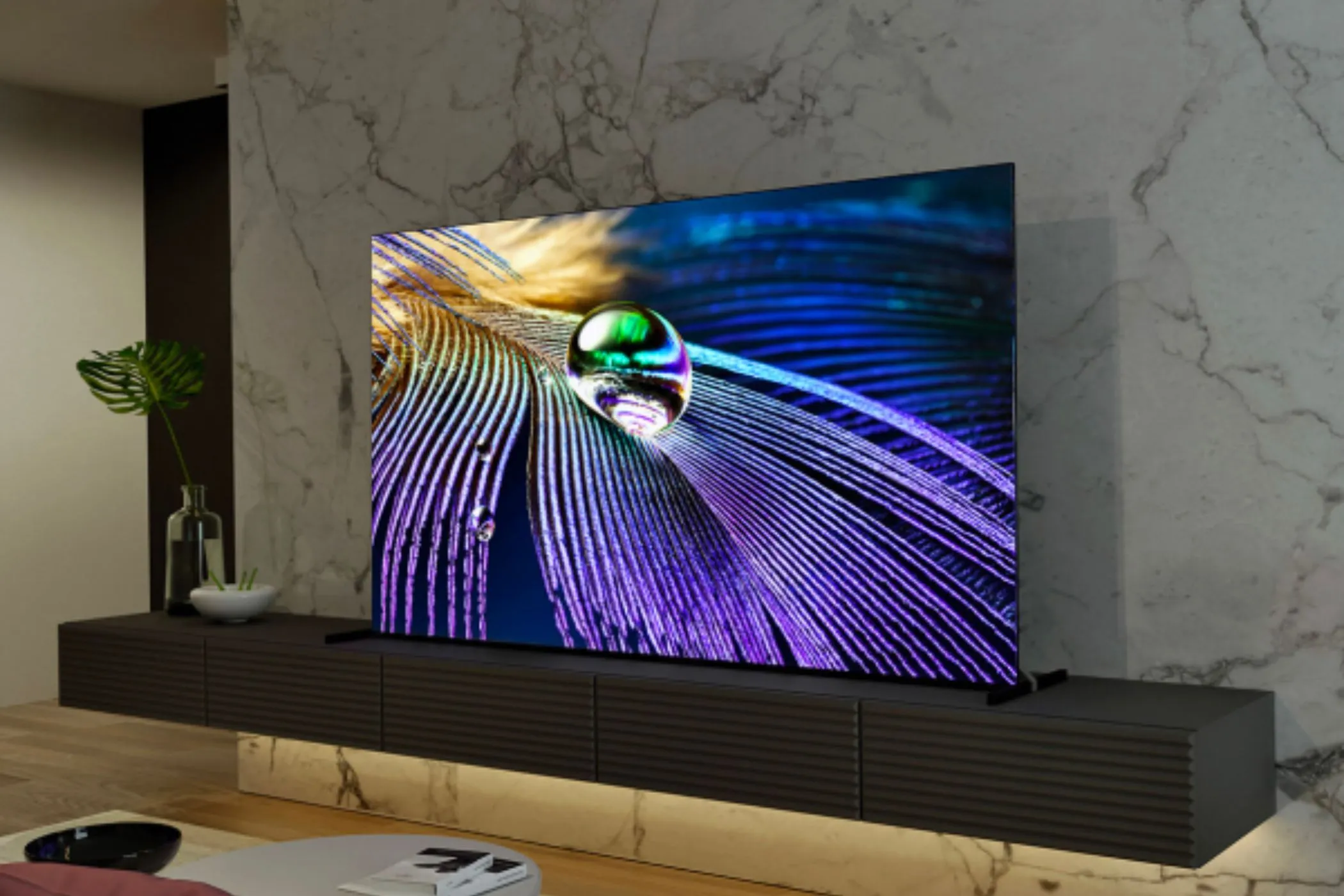 TV Sony Bravia XR A90J OLED hiển thị màu sắc sống động và chi tiết