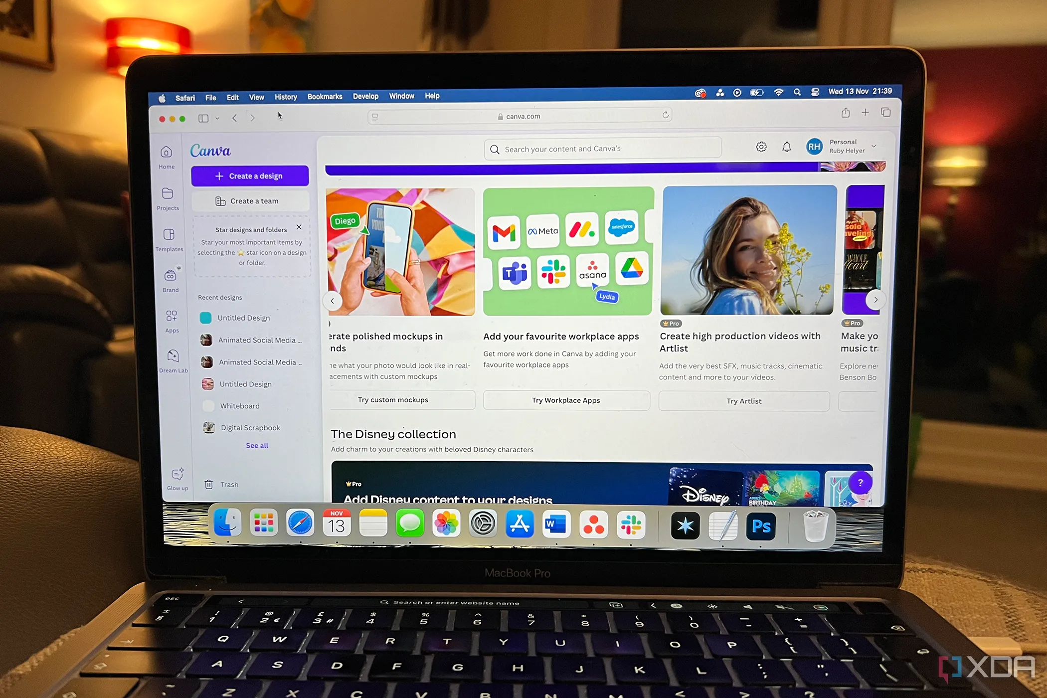 Ứng dụng Canva trên MacBook Pro, minh họa công cụ thiết kế truyền thông xã hội thay thế Adobe Express